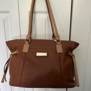 Calvin Klein Women's Leather Shoulder Bag